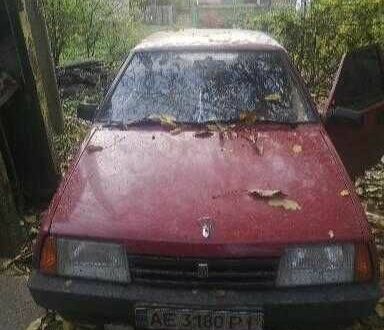 ВАЗ 21099 1995 у Кривому Розі на Automoto.ua Червоний ВАЗ 21099, об'ємом двигуна 1.5 л та пробігом 3 тис. км за 700 $, фото 1 на Automoto.ua