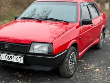 Красный ВАЗ 21099, объемом двигателя 1.5 л и пробегом 158 тыс. км за 1200 $, фото 1 на Automoto.ua