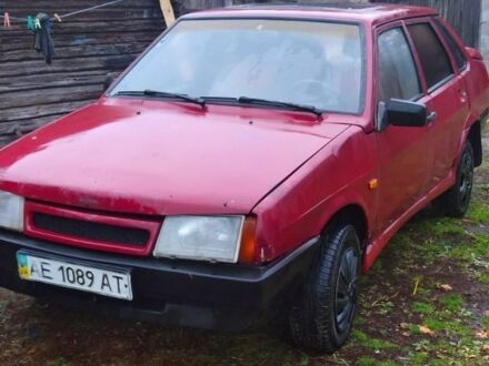 Красный ВАЗ 21099, объемом двигателя 1 л и пробегом 670 тыс. км за 477 $, фото 1 на Automoto.ua