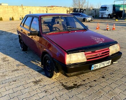 Красный ВАЗ 21099, объемом двигателя 1.5 л и пробегом 256 тыс. км за 700 $, фото 1 на Automoto.ua
