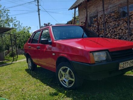Красный ВАЗ 21099, объемом двигателя 1.5 л и пробегом 200 тыс. км за 1750 $, фото 1 на Automoto.ua