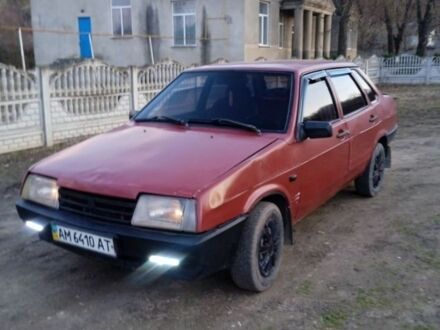 ВАЗ 21099 1996 в Краматорске на Automoto.ua Красный ВАЗ 21099, объемом двигателя 1.5 л и пробегом 250 тыс. км за 850 $, фото 1 на Automoto.ua