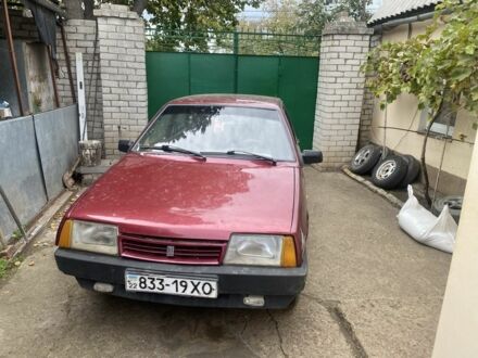 Красный ВАЗ 21099, объемом двигателя 1.5 л и пробегом 300 тыс. км за 1000 $, фото 1 на Automoto.ua