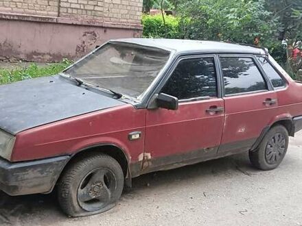 Красный ВАЗ 21099, объемом двигателя 1.5 л и пробегом 250 тыс. км за 700 $, фото 1 на Automoto.ua