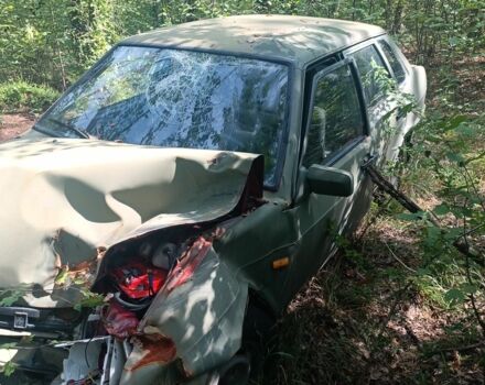 Червоний ВАЗ 21099, об'ємом двигуна 1.5 л та пробігом 160 тис. км за 437 $, фото 1 на Automoto.ua