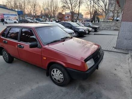 Красный ВАЗ 21099, объемом двигателя 1.5 л и пробегом 168 тыс. км за 1500 $, фото 1 на Automoto.ua