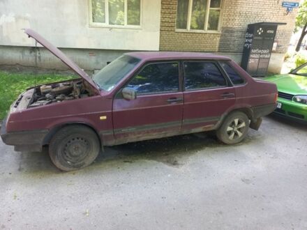 ВАЗ 21099 1998 у Львові на Automoto.ua Червоний ВАЗ 21099, об'ємом двигуна 0 л та пробігом 250 тис. км за 700 $, фото 1 на Automoto.ua