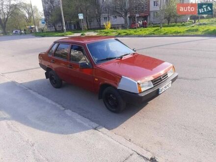 Красный ВАЗ 21099, объемом двигателя 1.5 л и пробегом 230 тыс. км за 1300 $, фото 1 на Automoto.ua