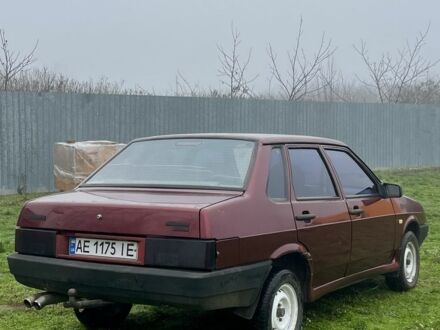 Красный ВАЗ 21099, объемом двигателя 1.5 л и пробегом 215 тыс. км за 1300 $, фото 1 на Automoto.ua