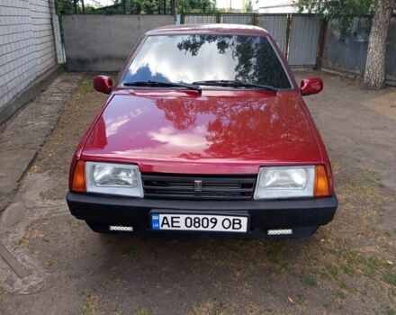 Красный ВАЗ 21099, объемом двигателя 1.5 л и пробегом 283 тыс. км за 2100 $, фото 1 на Automoto.ua