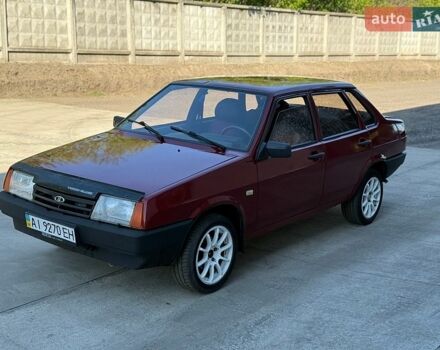 Красный ВАЗ 21099, объемом двигателя 1.5 л и пробегом 160 тыс. км за 1250 $, фото 1 на Automoto.ua
