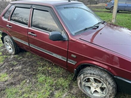 Червоний ВАЗ 21099, об'ємом двигуна 1.5 л та пробігом 228 тис. км за 1200 $, фото 1 на Automoto.ua