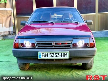 ВАЗ 21099 2004 в Одессе на Automoto.ua Красный ВАЗ 21099, объемом двигателя 1.5 л и пробегом 56 тыс. км за 3500 $, фото 1 на Automoto.ua