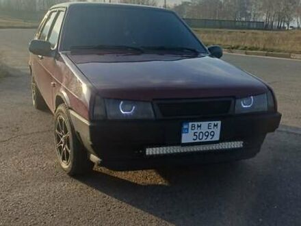 Красный ВАЗ 21099, объемом двигателя 1.5 л и пробегом 185 тыс. км за 1800 $, фото 1 на Automoto.ua