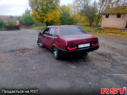 ВАЗ 21099 2006 в Маньковка на Automoto.ua Красный ВАЗ 21099, объемом двигателя 1.5 л и пробегом 180 тыс. км за 1600 $, фото 1 на Automoto.ua