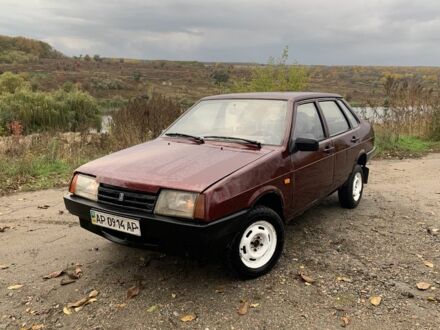 ВАЗ 21099 2006 у Знаменке на Automoto.ua Червоний ВАЗ 21099, об'ємом двигуна 0 л та пробігом 320 тис. км за 1100 $, фото 1 на Automoto.ua