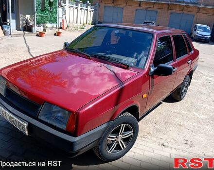 Красный ВАЗ 21099, объемом двигателя 1.5 л и пробегом 180 тыс. км за 1900 $, фото 1 на Automoto.ua