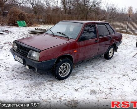 Красный ВАЗ 21099, объемом двигателя 1.5 л и пробегом 1800 тыс. км за 900 $, фото 1 на Automoto.ua