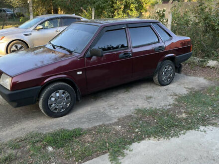 Червоний ВАЗ 21099, об'ємом двигуна 1.6 л та пробігом 135 тис. км за 2300 $, фото 1 на Automoto.ua
