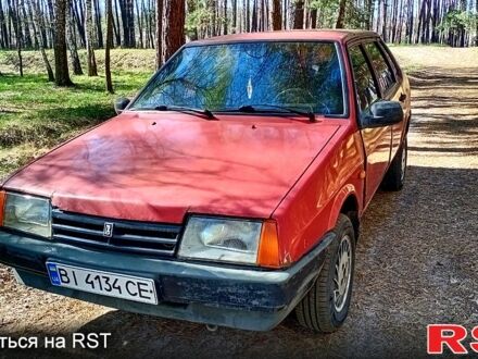ВАЗ 21099 2006 у Лебедине на Automoto.ua Червоний ВАЗ 21099, об'ємом двигуна 1.5 л та пробігом 200 тис. км за 900 $, фото 1 на Automoto.ua