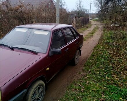 Красный ВАЗ 21099, объемом двигателя 1.6 л и пробегом 170 тыс. км за 1400 $, фото 1 на Automoto.ua