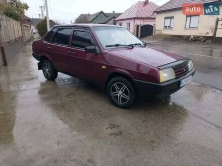 Красный ВАЗ 21099, объемом двигателя 1.6 л и пробегом 230 тыс. км за 1350 $, фото 1 на Automoto.ua