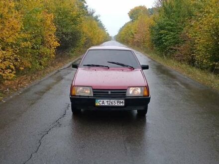 ВАЗ 21099 2007 у Голованевске на Automoto.ua Червоний ВАЗ 21099, об'ємом двигуна 1.5 л та пробігом 90 тис. км за 1500 $, фото 1 на Automoto.ua