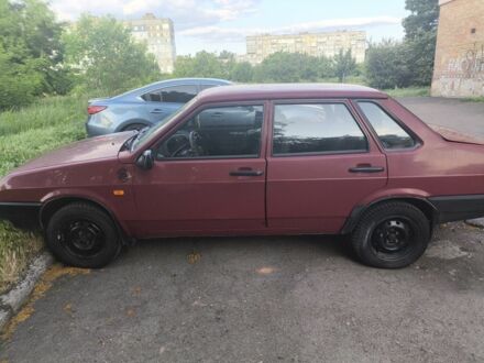 ВАЗ 21099 2007 в Кропивницком (Кировограде) на Automoto.ua Красный ВАЗ 21099, объемом двигателя 1.6 л и пробегом 280 тыс. км за 1200 $, фото 1 на Automoto.ua