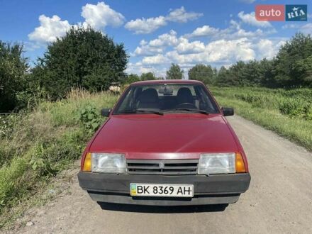 ВАЗ 21099 2007 в Сарнах на Automoto.ua Красный ВАЗ 21099, объемом двигателя 1.6 л и пробегом 120 тыс. км за 1700 $, фото 1 на Automoto.ua