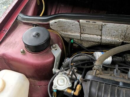 Красный ВАЗ 21099, объемом двигателя 1.6 л и пробегом 162 тыс. км за 2300 $, фото 1 на Automoto.ua