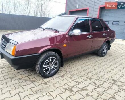 Красный ВАЗ 21099, объемом двигателя 1.6 л и пробегом 184 тыс. км за 2300 $, фото 1 на Automoto.ua