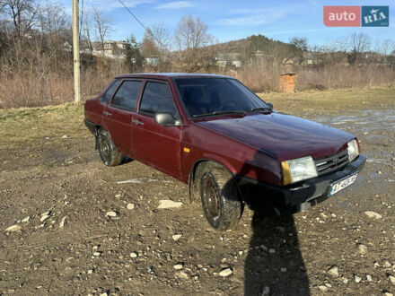 ВАЗ 21099 2008 в Надворной на Automoto.ua Красный ВАЗ 21099, объемом двигателя 1.6 л и пробегом 175 тыс. км за 1399 $, фото 1 на Automoto.ua