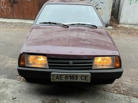 Красный ВАЗ 21099, объемом двигателя 1.6 л и пробегом 167 тыс. км за 1065 $, фото 1 на Automoto.ua