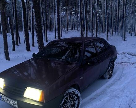 Красный ВАЗ 21099, объемом двигателя 1.6 л и пробегом 230 тыс. км за 1600 $, фото 1 на Automoto.ua