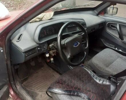 Красный ВАЗ 21099, объемом двигателя 1.6 л и пробегом 146 тыс. км за 592 $, фото 1 на Automoto.ua