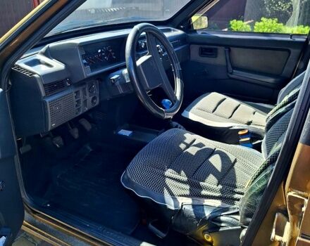 ВАЗ 21099, объемом двигателя 1.5 л и пробегом 290 тыс. км за 1900 $, фото 4 на Automoto.ua