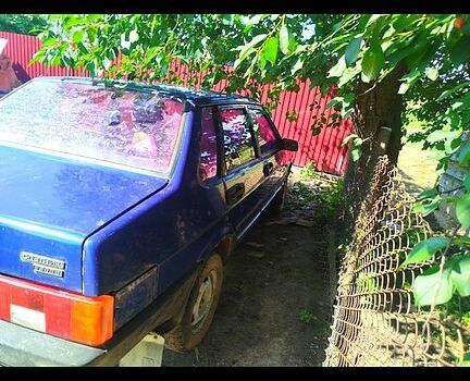 ВАЗ 21099, объемом двигателя 1.5 л и пробегом 78 тыс. км за 1000 $, фото 3 на Automoto.ua