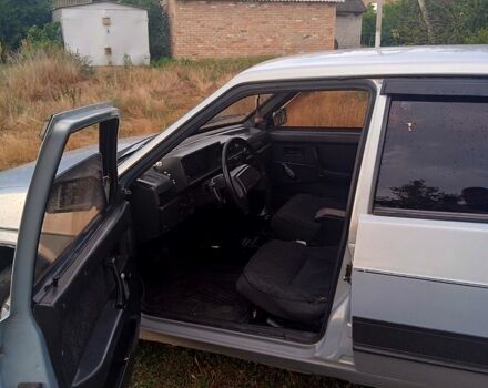 ВАЗ 21099, об'ємом двигуна 1.5 л та пробігом 186 тис. км за 1000 $, фото 5 на Automoto.ua