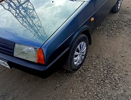 ВАЗ 21099 2004 у Харкові на Automoto.ua ВАЗ 21099, об'ємом двигуна 15 л та пробігом 0 тис. км за 1199 $, фото 1 на Automoto.ua