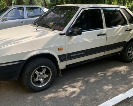 Желтый ВАЗ 21099, объемом двигателя 1.5 л и пробегом 150 тыс. км за 1100 $, фото 2 на Automoto.ua