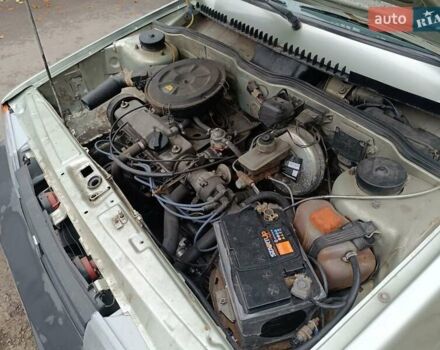 Желтый ВАЗ 21099, объемом двигателя 1.5 л и пробегом 300 тыс. км за 1350 $, фото 32 на Automoto.ua