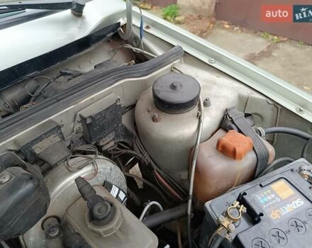 Желтый ВАЗ 21099, объемом двигателя 1.5 л и пробегом 300 тыс. км за 1350 $, фото 37 на Automoto.ua