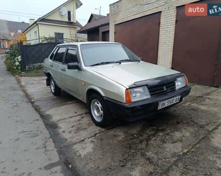 Желтый ВАЗ 21099, объемом двигателя 1.5 л и пробегом 300 тыс. км за 1350 $, фото 8 на Automoto.ua