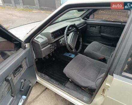 Желтый ВАЗ 21099, объемом двигателя 1.5 л и пробегом 300 тыс. км за 1350 $, фото 25 на Automoto.ua