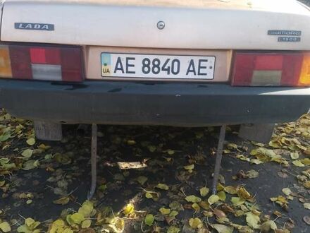 Желтый ВАЗ 21099, объемом двигателя 1.5 л и пробегом 250 тыс. км за 1100 $, фото 1 на Automoto.ua