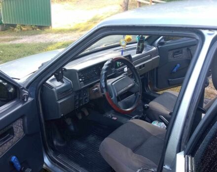 Серый ВАЗ 21099, объемом двигателя 1.5 л и пробегом 250 тыс. км за 1000 $, фото 5 на Automoto.ua