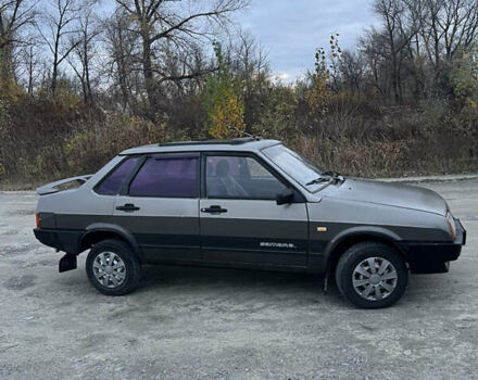 Серый ВАЗ 21099, объемом двигателя 1.5 л и пробегом 170 тыс. км за 1300 $, фото 1 на Automoto.ua