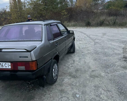 Серый ВАЗ 21099, объемом двигателя 1.5 л и пробегом 170 тыс. км за 1300 $, фото 4 на Automoto.ua