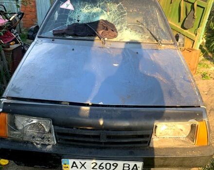 Серый ВАЗ 21099, объемом двигателя 1.3 л и пробегом 200 тыс. км за 500 $, фото 1 на Automoto.ua