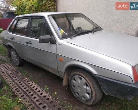 Сірий ВАЗ 21099, об'ємом двигуна 1.5 л та пробігом 307 тис. км за 1300 $, фото 4 на Automoto.ua